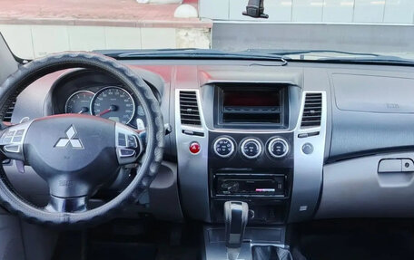 Mitsubishi Pajero Sport II рестайлинг, 2012 год, 1 250 000 рублей, 8 фотография