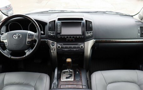 Toyota Land Cruiser 200, 2008 год, 2 900 000 рублей, 15 фотография