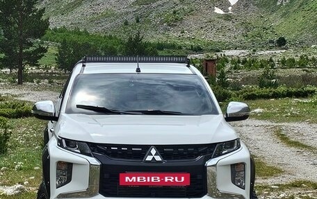 Mitsubishi L200 IV рестайлинг, 2019 год, 3 550 000 рублей, 5 фотография