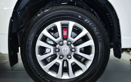 Toyota Land Cruiser Prado 150 рестайлинг 2, 2016 год, 4 599 000 рублей, 7 фотография