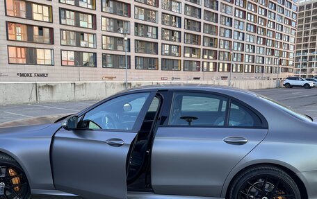 Mercedes-Benz E-Класс, 2019 год, 3 900 000 рублей, 8 фотография