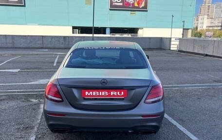 Mercedes-Benz E-Класс, 2019 год, 3 900 000 рублей, 12 фотография