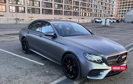 Mercedes-Benz E-Класс, 2019 год, 3 900 000 рублей, 24 фотография