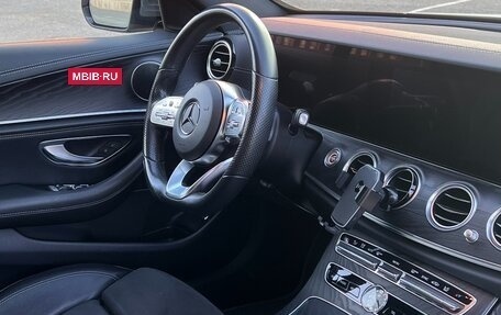 Mercedes-Benz E-Класс, 2019 год, 3 900 000 рублей, 17 фотография