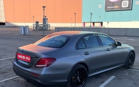 Mercedes-Benz E-Класс, 2019 год, 3 900 000 рублей, 26 фотография