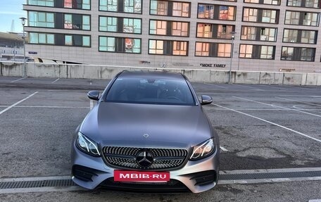 Mercedes-Benz E-Класс, 2019 год, 3 900 000 рублей, 23 фотография