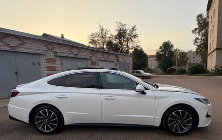 Hyundai Sonata VIII, 2022 год, 3 550 000 рублей, 3 фотография
