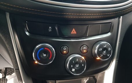 Chevrolet Trax, 2022 год, 950 777 рублей, 13 фотография