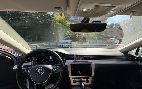 Volkswagen Passat B8 рестайлинг, 2018 год, 1 900 000 рублей, 4 фотография