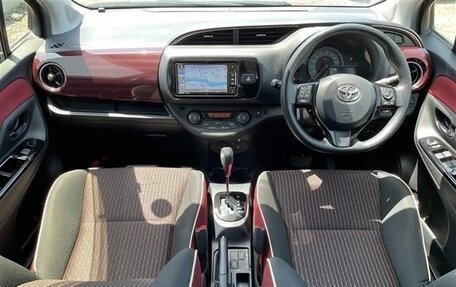Toyota Vitz, 2019 год, 968 000 рублей, 4 фотография