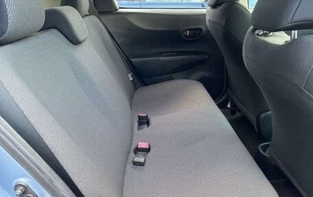 Toyota Vitz, 2019 год, 968 000 рублей, 8 фотография