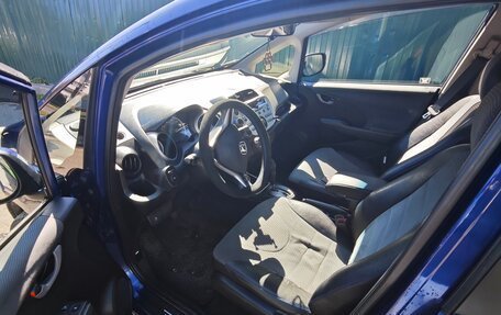 Honda Fit III, 2011 год, 870 000 рублей, 14 фотография