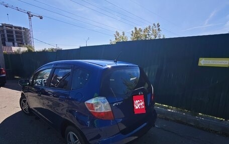 Honda Fit III, 2011 год, 870 000 рублей, 4 фотография