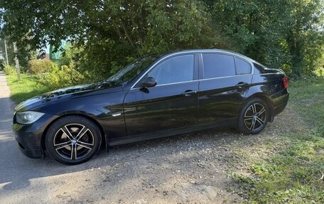 BMW 3 серия, 2007 год, 1 050 000 рублей, 3 фотография