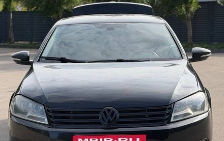 Volkswagen Passat B7, 2011 год, 800 000 рублей, 4 фотография