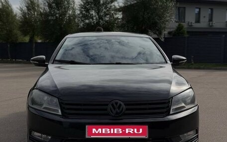 Volkswagen Passat B7, 2011 год, 800 000 рублей, 2 фотография