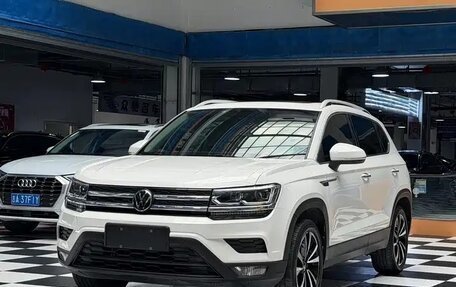 Volkswagen Tharu, 2023 год, 1 880 000 рублей, 3 фотография