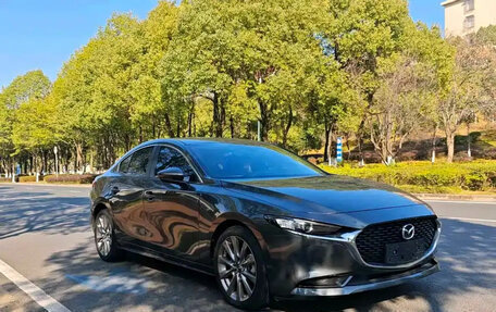 Mazda 3, 2022 год, 1 400 000 рублей, 3 фотография