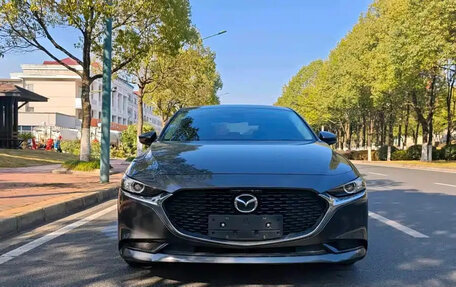 Mazda 3, 2022 год, 1 400 000 рублей, 2 фотография
