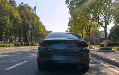 Mazda 3, 2022 год, 1 400 000 рублей, 5 фотография