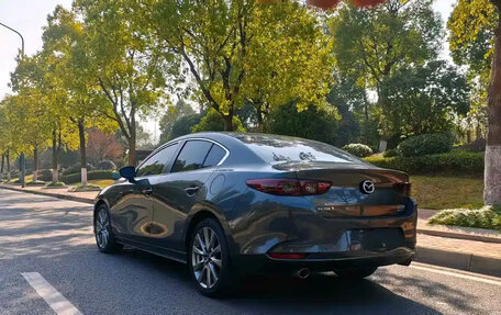 Mazda 3, 2022 год, 1 400 000 рублей, 6 фотография