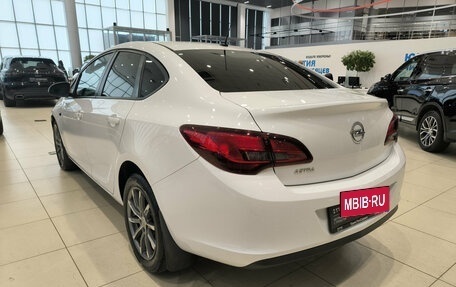 Opel Astra J, 2012 год, 685 000 рублей, 11 фотография