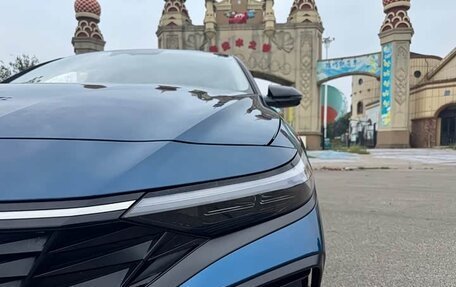 Hyundai Elantra, 2023 год, 1 320 000 рублей, 8 фотография