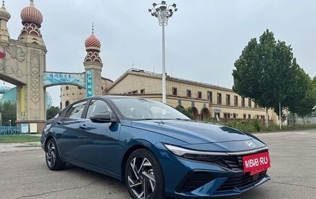 Hyundai Elantra, 2023 год, 1 320 000 рублей, 3 фотография