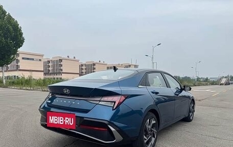 Hyundai Elantra, 2023 год, 1 320 000 рублей, 7 фотография