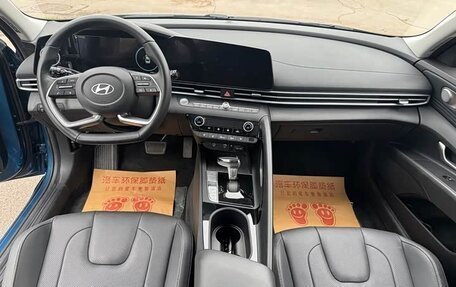 Hyundai Elantra, 2023 год, 1 320 000 рублей, 12 фотография