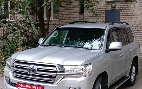 Toyota Land Cruiser 200, 2015 год, 6 500 000 рублей, 4 фотография