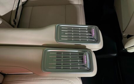 Mercedes-Benz V-Класс, 2026 год, 14 920 000 рублей, 30 фотография