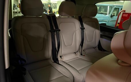 Mercedes-Benz V-Класс, 2026 год, 14 920 000 рублей, 37 фотография