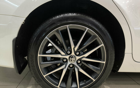 Toyota Camry, 2021 год, 3 350 000 рублей, 22 фотография