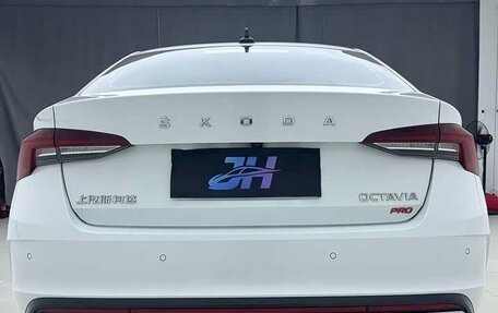 Skoda Octavia IV, 2023 год, 1 354 000 рублей, 4 фотография