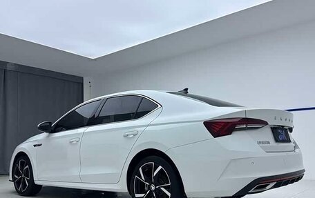 Skoda Octavia IV, 2023 год, 1 354 000 рублей, 3 фотография