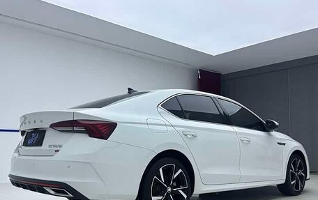 Skoda Octavia IV, 2023 год, 1 354 000 рублей, 5 фотография