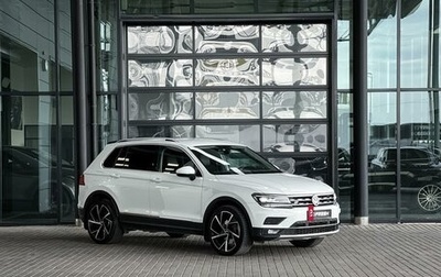 Volkswagen Tiguan II, 2018 год, 2 740 000 рублей, 1 фотография