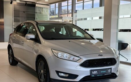 Ford Focus III, 2015 год, 970 000 рублей, 3 фотография