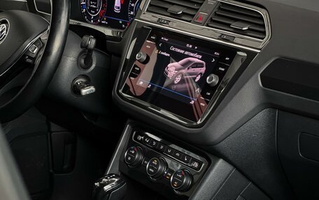Volkswagen Tiguan II, 2018 год, 2 740 000 рублей, 15 фотография