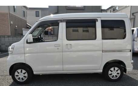 Daihatsu Hijet, 2022 год, 545 999 рублей, 2 фотография