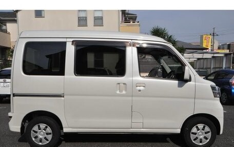 Daihatsu Hijet, 2022 год, 545 999 рублей, 3 фотография