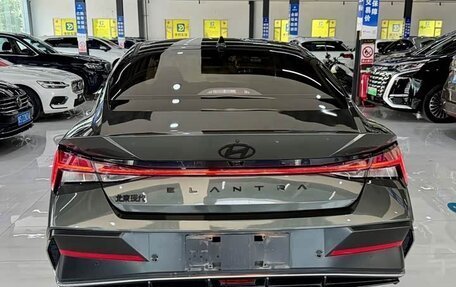 Hyundai Elantra, 2023 год, 1 340 000 рублей, 5 фотография