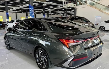 Hyundai Elantra, 2023 год, 1 340 000 рублей, 4 фотография