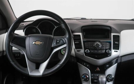Chevrolet Cruze II, 2011 год, 569 000 рублей, 10 фотография