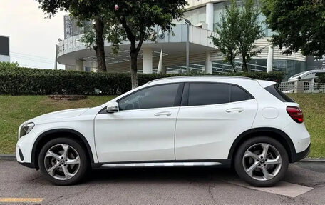Mercedes-Benz GLA, 2019 год, 1 530 001 рублей, 3 фотография