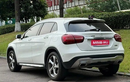 Mercedes-Benz GLA, 2019 год, 1 530 001 рублей, 4 фотография