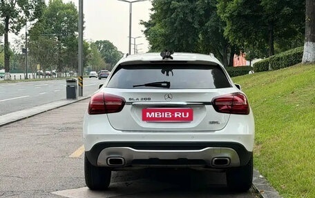Mercedes-Benz GLA, 2019 год, 1 530 001 рублей, 5 фотография
