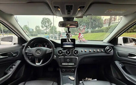 Mercedes-Benz GLA, 2019 год, 1 530 001 рублей, 12 фотография