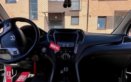 Hyundai Santa Fe III рестайлинг, 2012 год, 159 999 рублей, 4 фотография